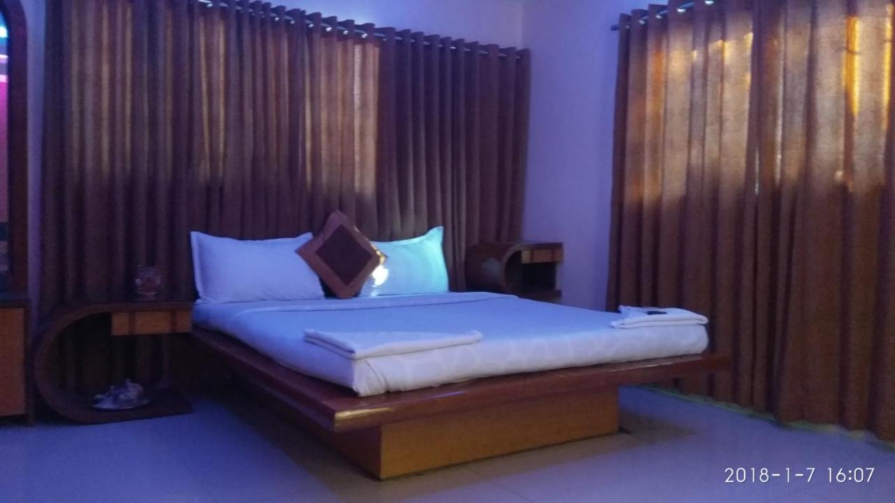 Agrawal Bhavan Budget Stay Only For Indians Mumbai Eksteriør bilde
